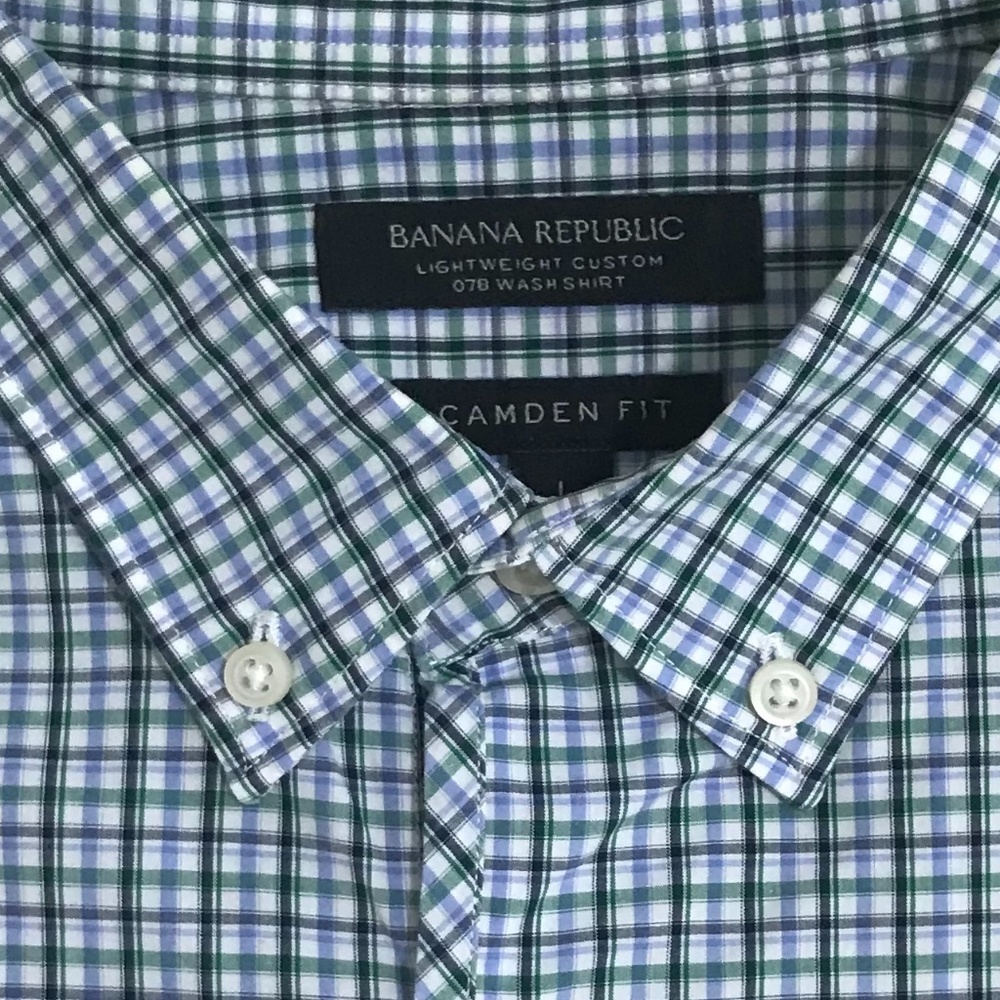 Banana Republic Camden Short Sleeve Button Down - Picture 2 of 3